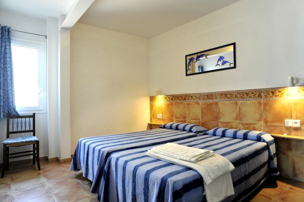 Apartaments El Berganti En Canyelles Petites Roses Exterior foto