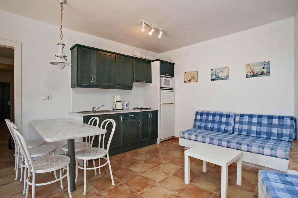 Apartaments El Berganti En Canyelles Petites Roses Exterior foto